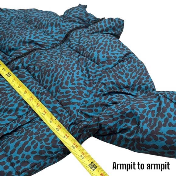 Skechers x Diane Von Furstenburg Go Shield Animal Print Athletic Puffer Size L - Picture 11 of 12
